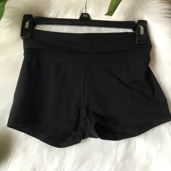 aerie yoga shorts